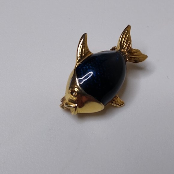 Vintage Small Blue Fish Brooch - Picture 4 of 12
